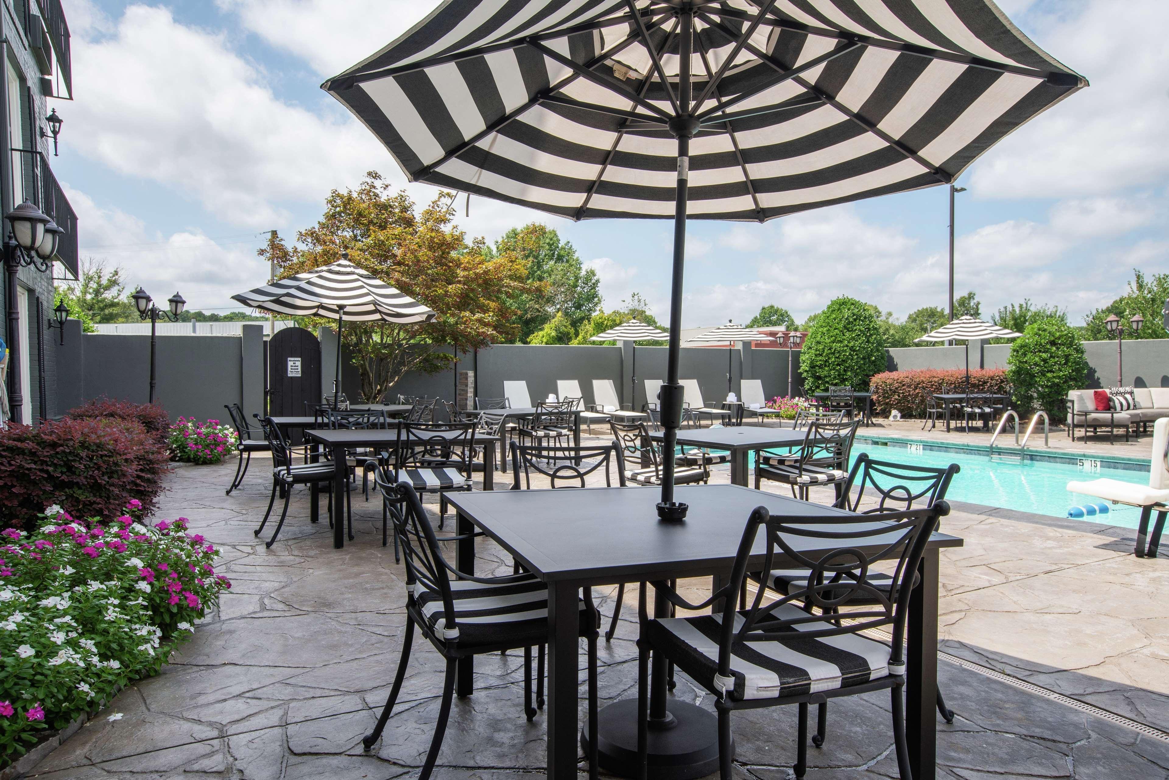 The Burgundy Hotel, Tapestry Collection By Hilton Little Rock Exteriér fotografie