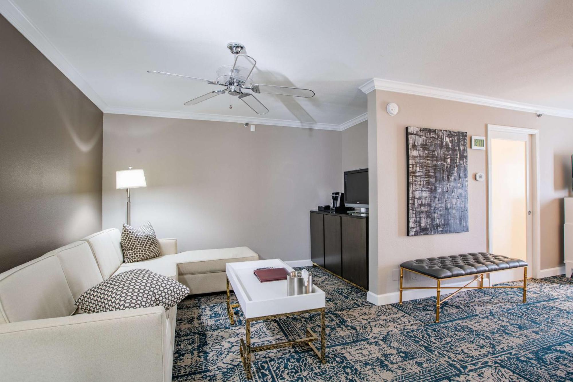 The Burgundy Hotel, Tapestry Collection By Hilton Little Rock Exteriér fotografie